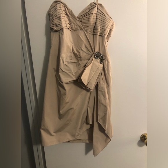 Formal Dress - Picture 2 of 2